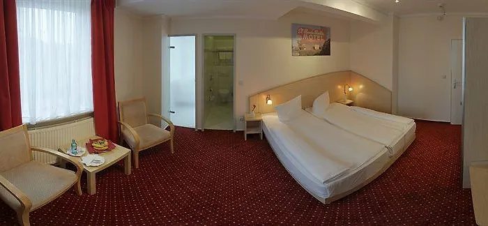 Plaza Hamburg Moorfleet 3*